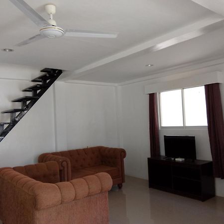 Heartland Hotel Serviced Rooms & Apartments. Panglao-stad Buitenkant foto