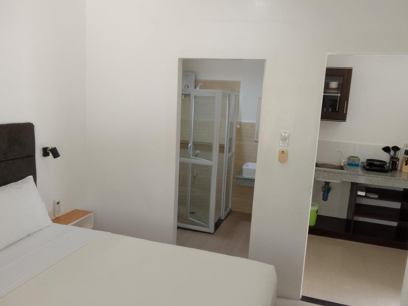 Heartland Hotel Serviced Rooms & Apartments. Panglao-stad Buitenkant foto