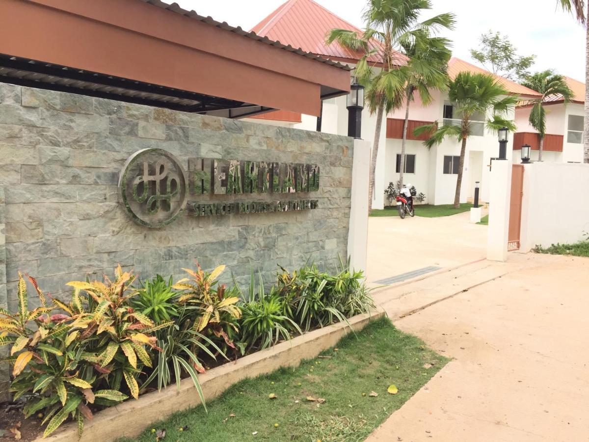 Heartland Hotel Serviced Rooms & Apartments. Panglao-stad Buitenkant foto