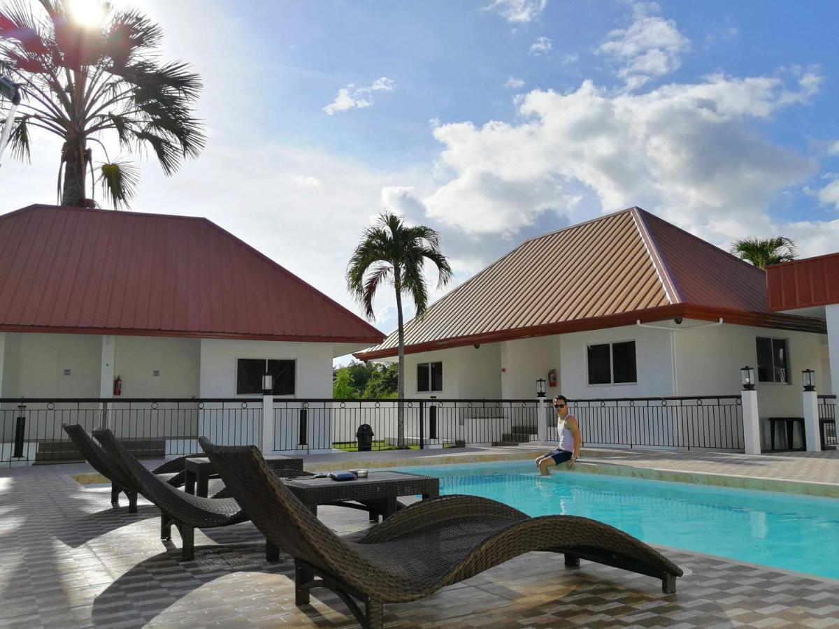 Heartland Hotel Serviced Rooms & Apartments. Panglao-stad Buitenkant foto
