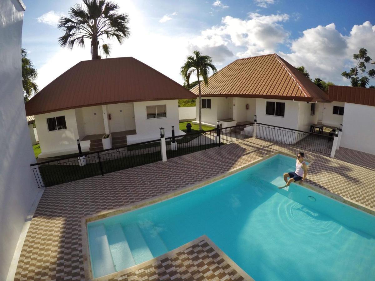 Heartland Hotel Serviced Rooms & Apartments. Panglao-stad Buitenkant foto